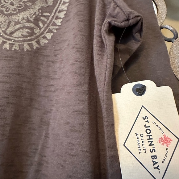 New with tags, Large mixed of 54% polyester and 46% Cotton, by St JOHNS BAY - Picture 4 of 5